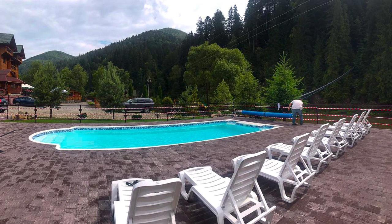 Forest House Татарив Екстериор снимка