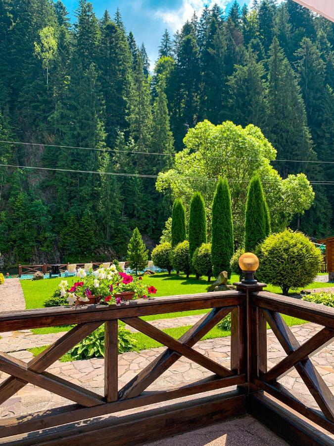 Forest House Татарив Екстериор снимка