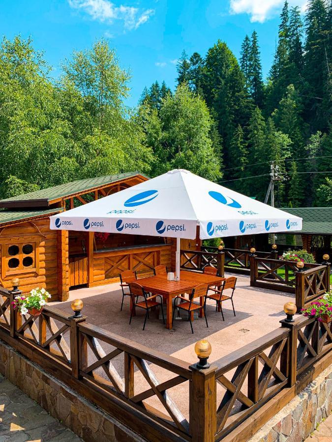 Forest House Татарив Екстериор снимка