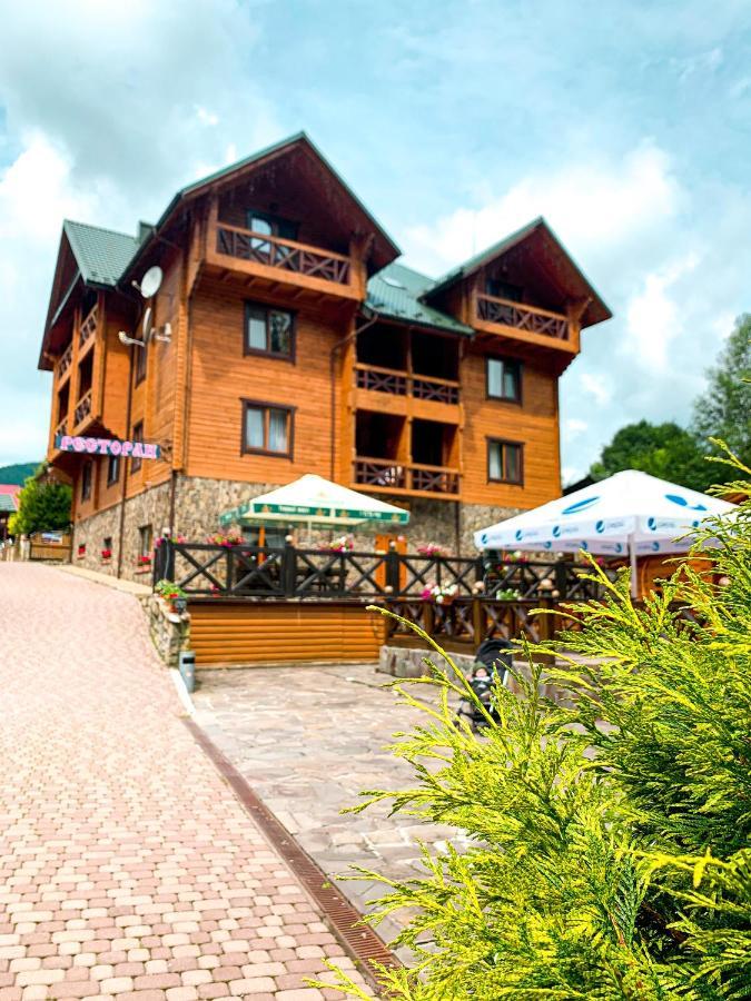 Forest House Татарив Екстериор снимка