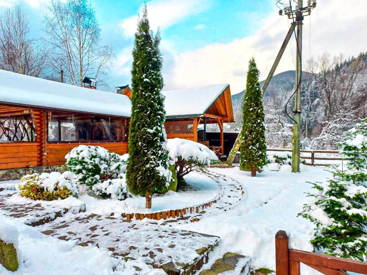 Forest House Татарив Екстериор снимка