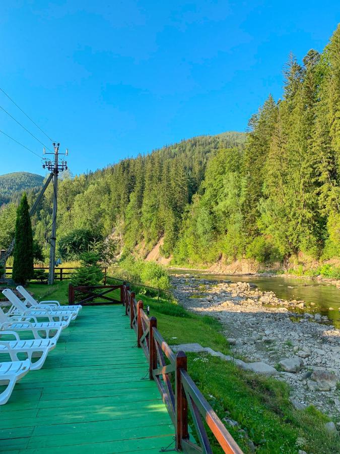 Forest House Татарив Екстериор снимка