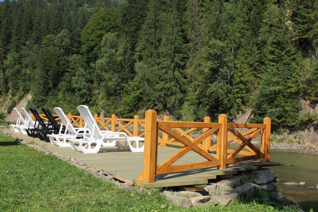 Forest House Татарив Екстериор снимка