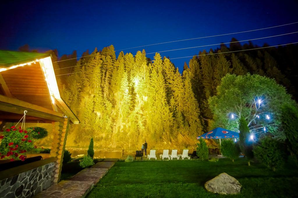 Forest House Татарив Екстериор снимка